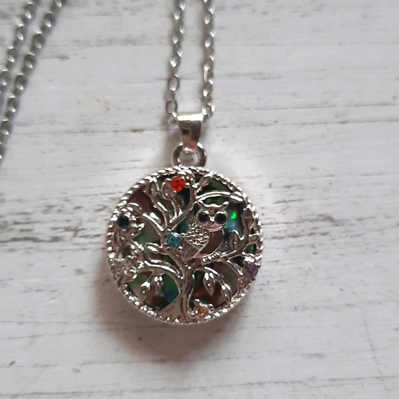 Owl Tree of Life Pendant Necklace Silver - Picture 2 of 3